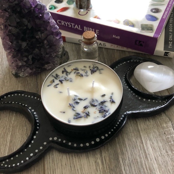 *Lavender Magic* 4oz Soy Wax Candle - Picture 2 of 8